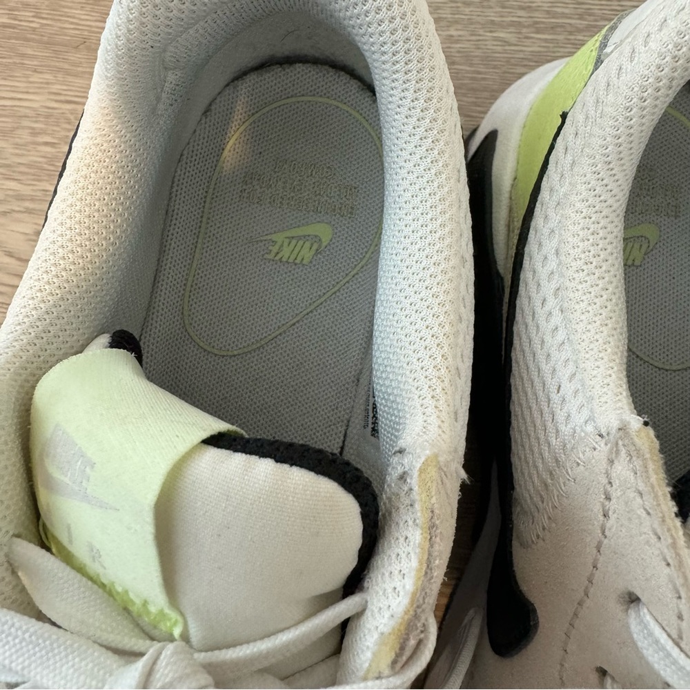 Nike Woman's Air Max Excee White Black Green Sneakers - Picture 4 of 8